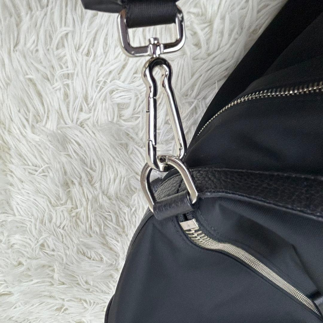 ほぼ新品GIORGIO ARMANI ボストンバッグ ブラック