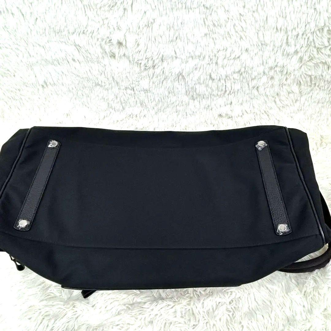 ほぼ新品GIORGIO ARMANI ボストンバッグ ブラック