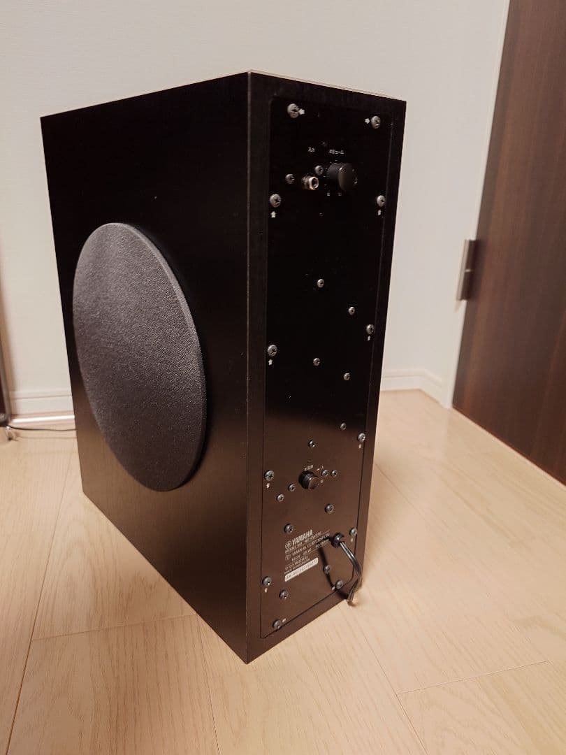 ヤマハ サブウーファーNS-SW210B(ブラック) 接続ケーブル付き