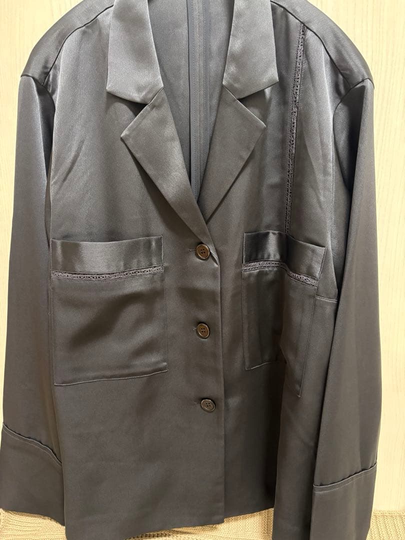 anuke アンヌーク Satin Tailored Shirtsセットアップ