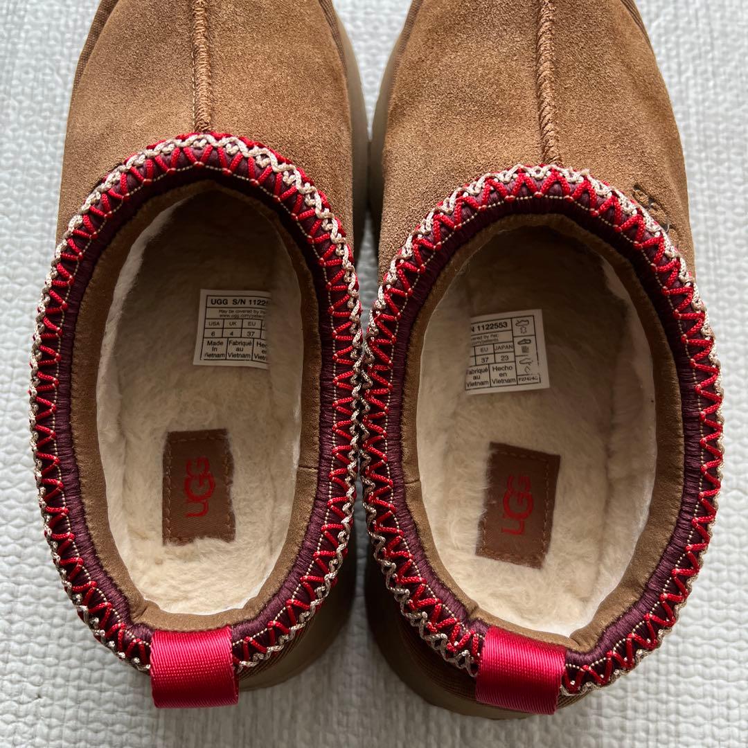 靴 UGG Tazz II 23cm
