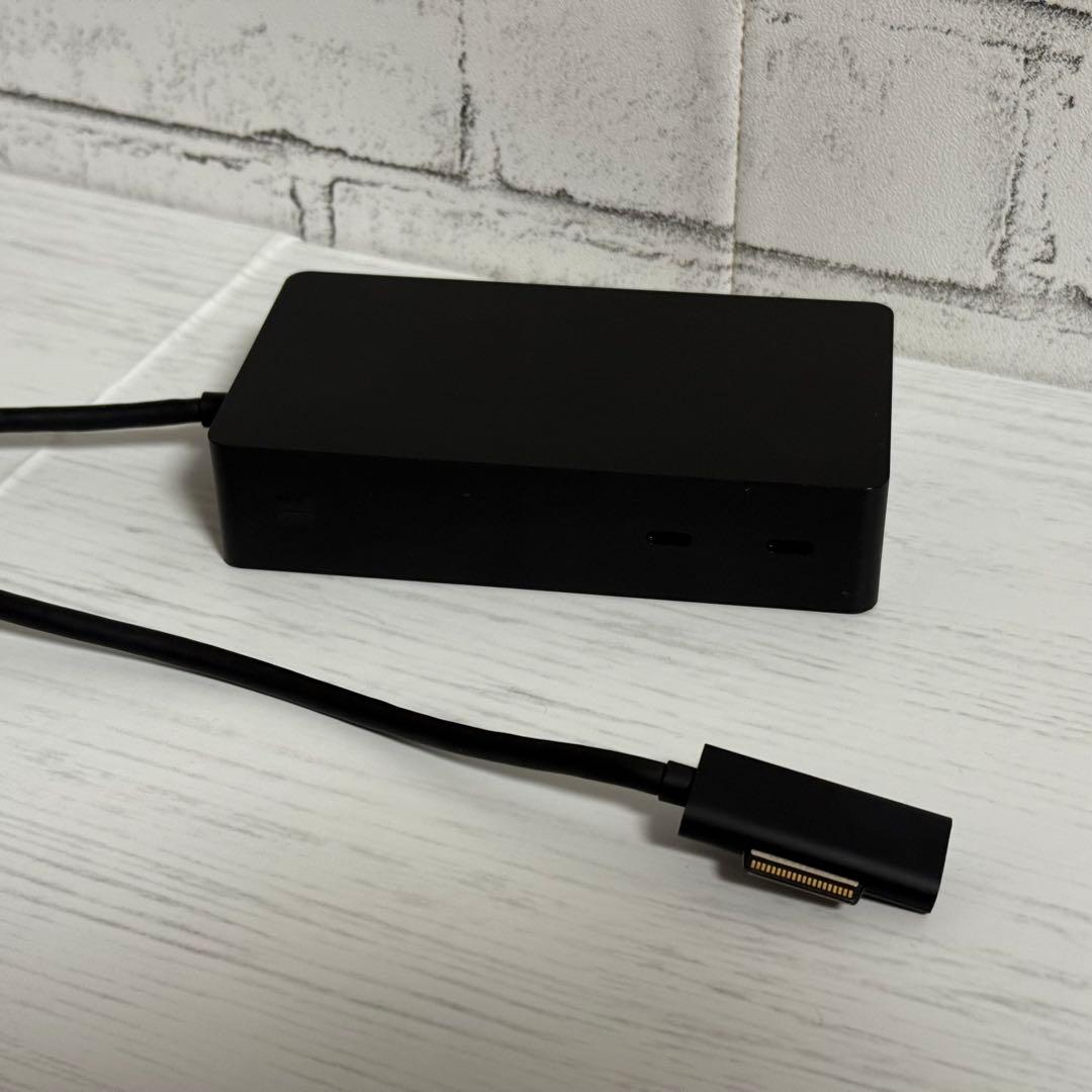 Windowsアクセサリー Microsoft Surface Dock2