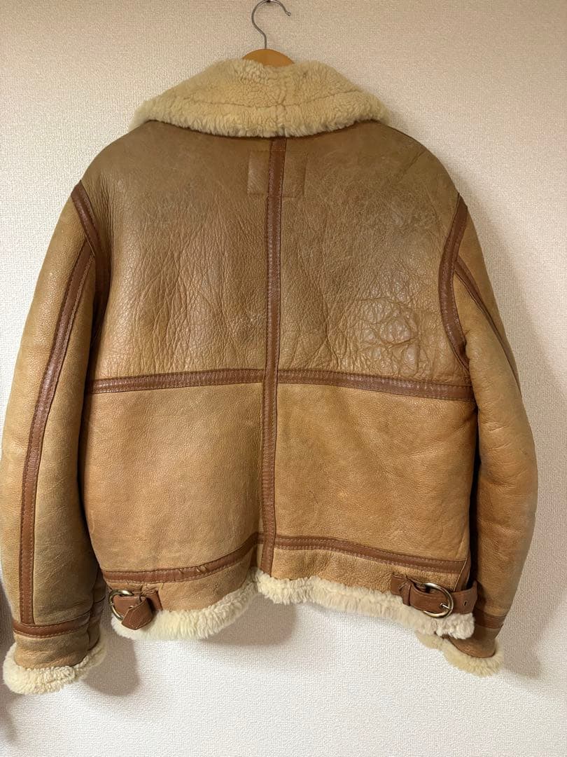 レアカラーSchott ショット B-3 リアルムートン フライトジャケット