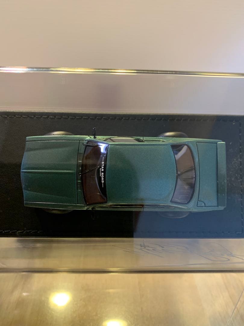 イグニッションモデル　1/43 スカイラインGT-R KPGC10 グリーン