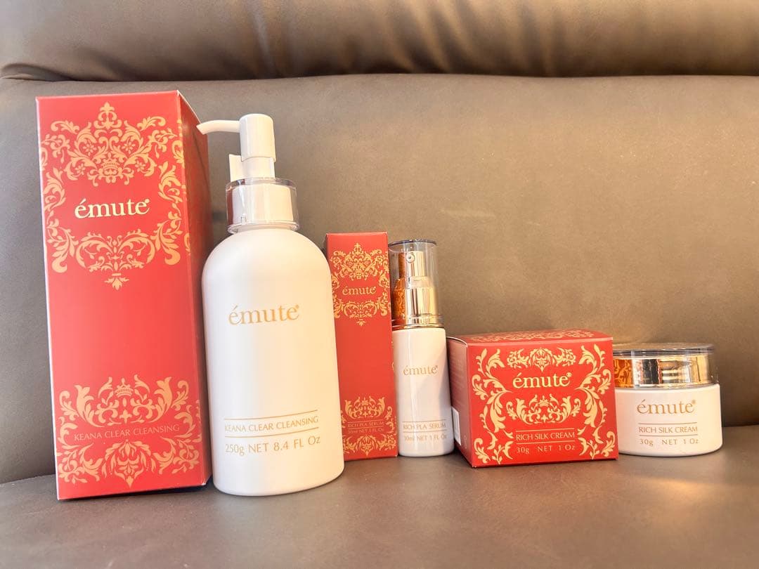 エミューテ　emute クレンジング、美容液、クリーム　セット売り