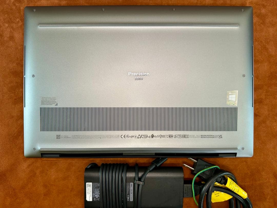 Windowsノート本体 Precision 5560 i7-11850H 16GB 512 |1000