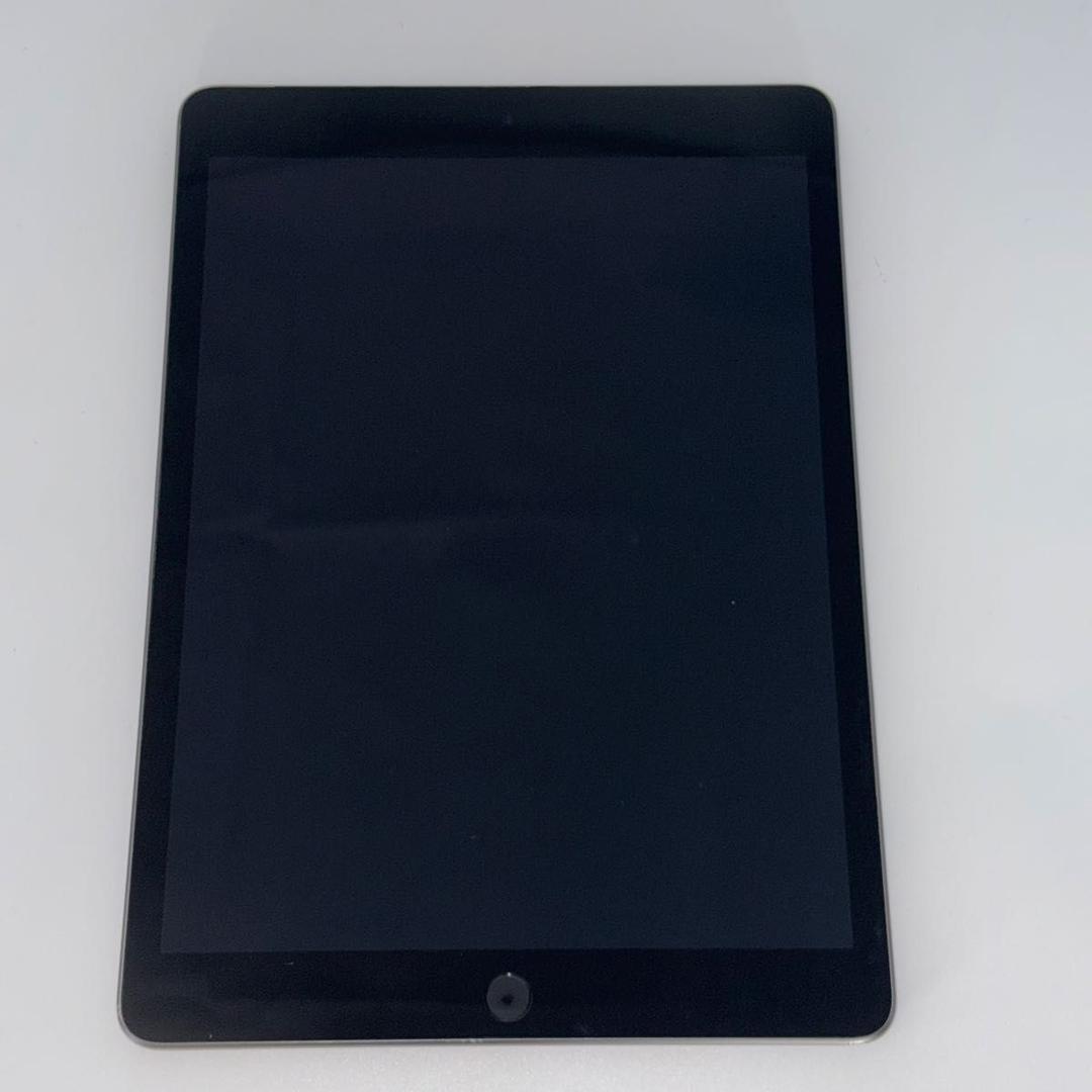 iPad 第9世代　Cellularモデル　64GB MK473J/A 本体