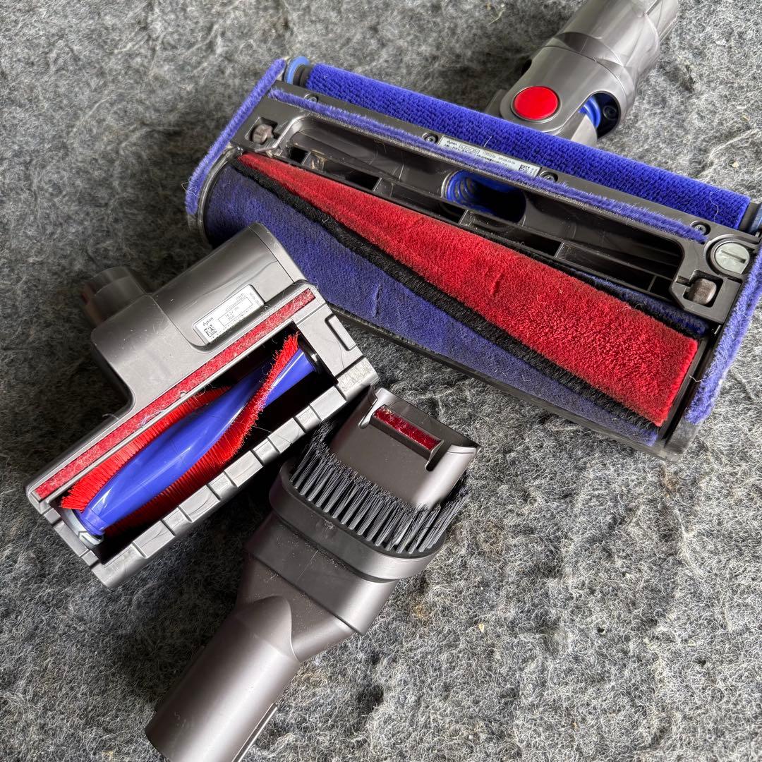 DJ65激安早い者勝ち✨ ダイソン V8 slim fluffy SV10K