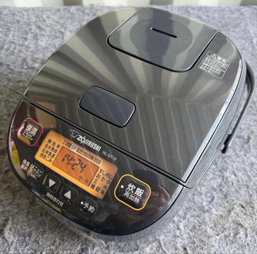 美品✨ 2025年製　象印　ZOJIRUSHI 炊飯器　マイコン炊飯ジャー