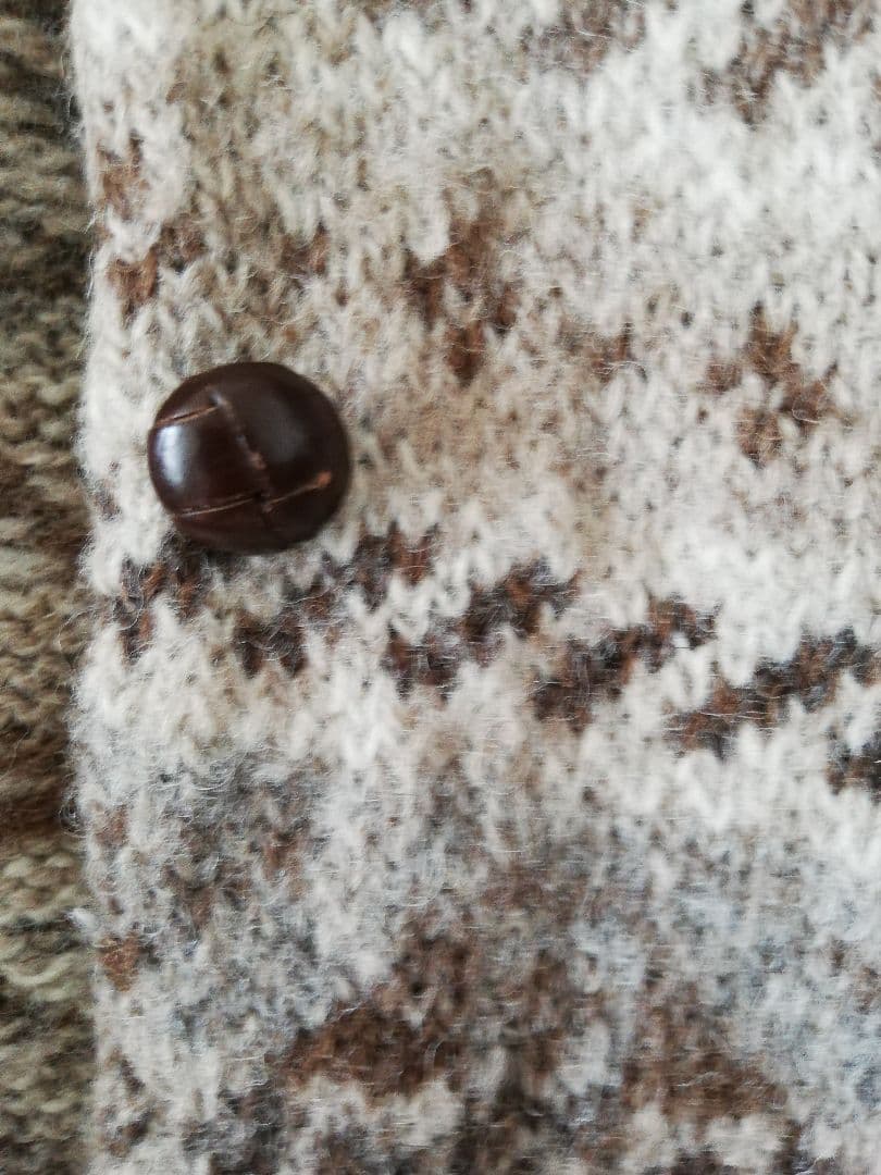 美品　Jamieson's フード付きウールカーディガン