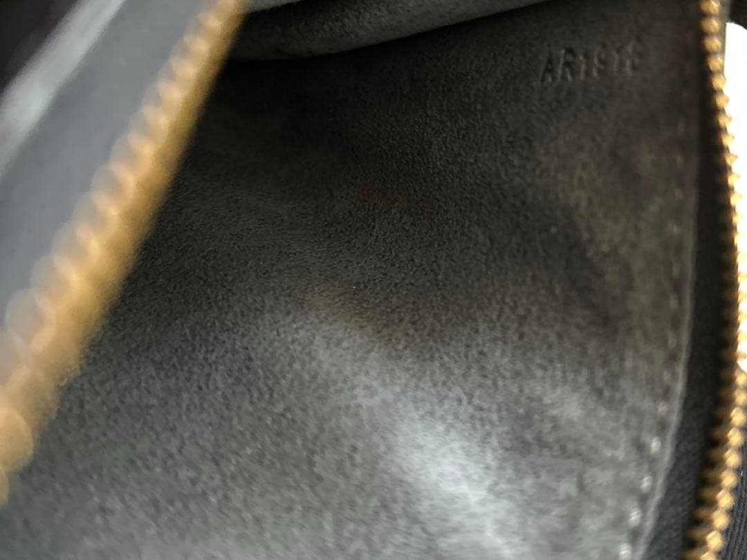 ルイ ヴィトン LOUIS VUITTON アクセソワール エピレザー