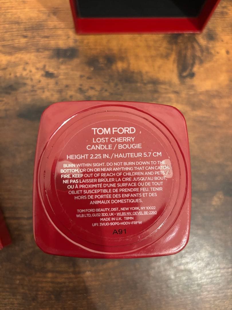 TOM FORD LOST CHERRY キャンドル