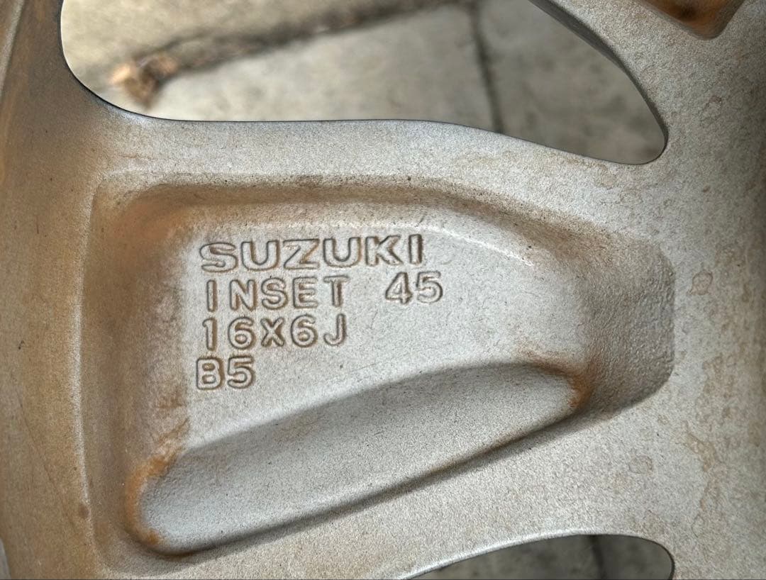 送料込み　スイフトRS純正ホイール　2024年製レグノタイヤセット