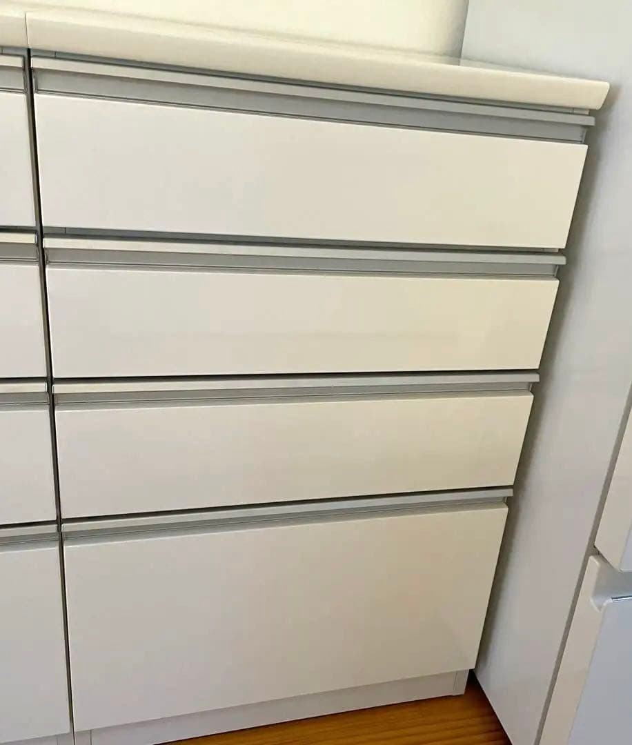 Rinna様　レジューム　レジューム 60QH WH ソフトクローズ　ハイタイプ