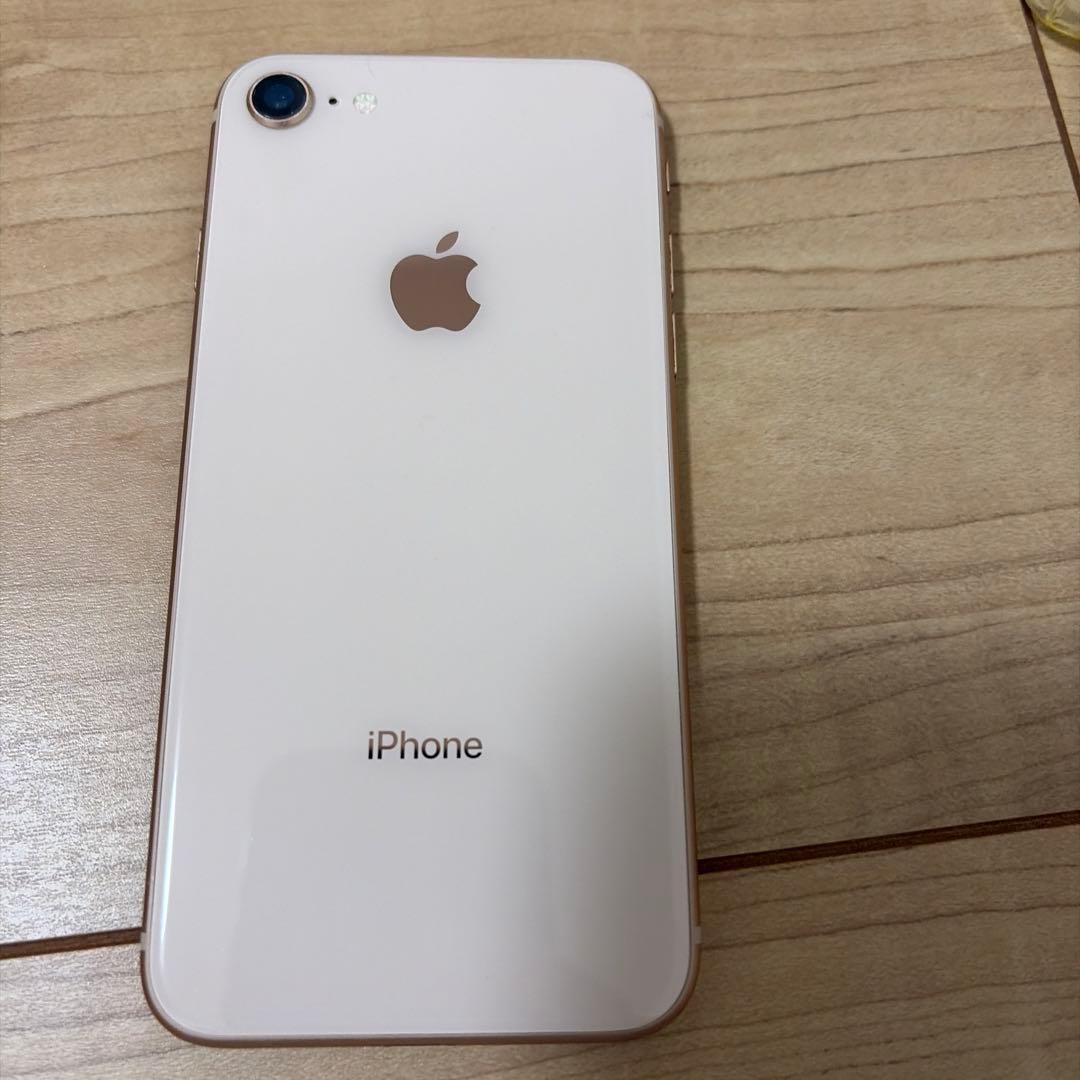 iPhone SE3(128GB)&iPhone 8(256GB)本体