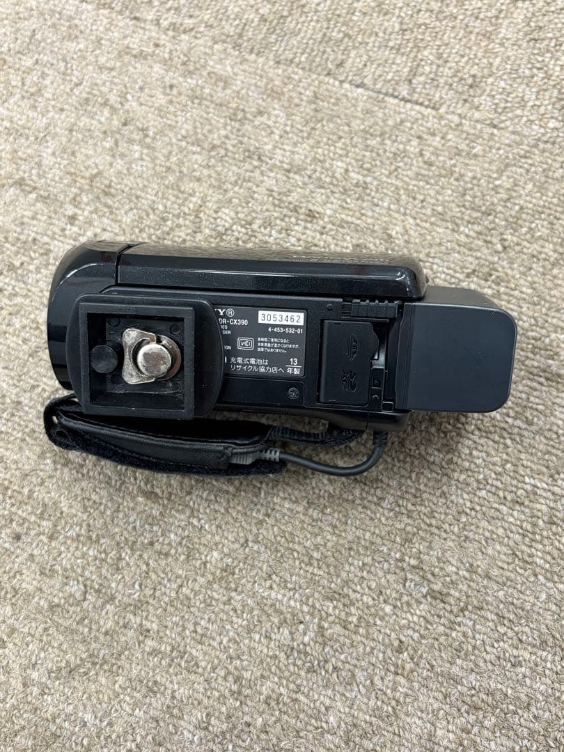 【美品】ソニー SONY HDR-CX390 バッテリー2個付 ビデオカメラ
