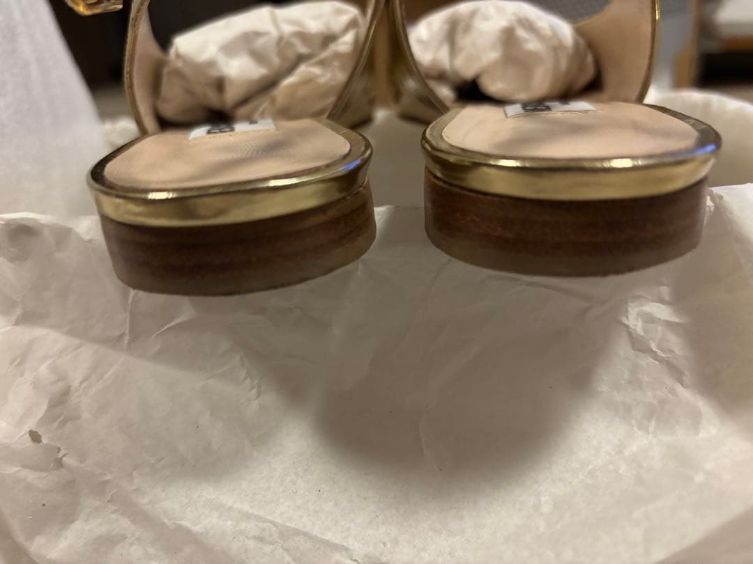 NEBULONI E.ネブローニ　ゴールドフラットシューズ