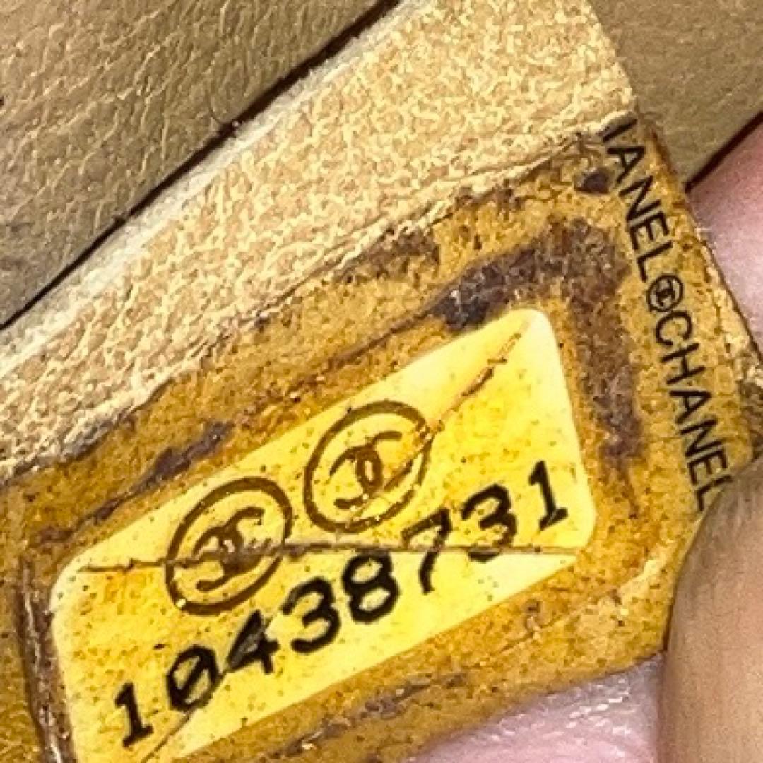 シャネル　復刻トート　キャビアスキン　ベージュ　金具　ゴールド　正規店購入　本物