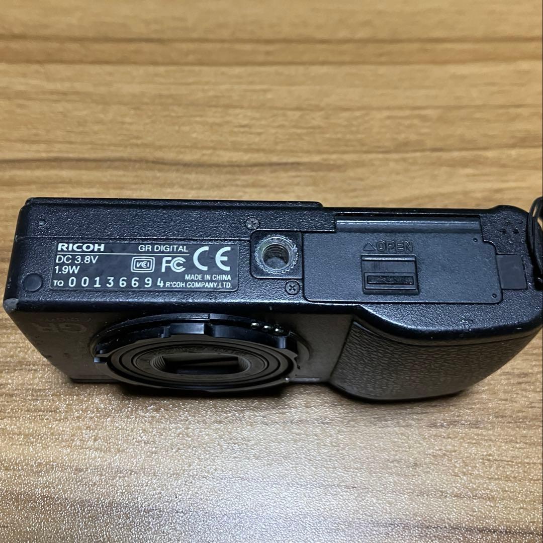RICOH GR DIGITAL 初代(ジャンク)