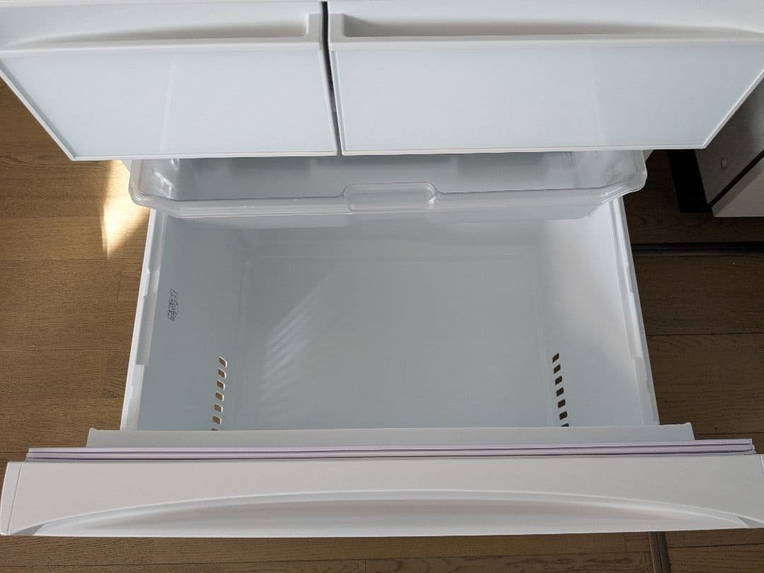 【美品】冷蔵庫　TOSHIBA GR-U41GXH (EW) 411L　送料込み