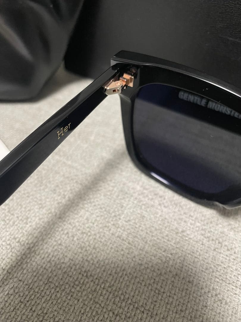 GENTLE MONSTER サングラス - Her 01