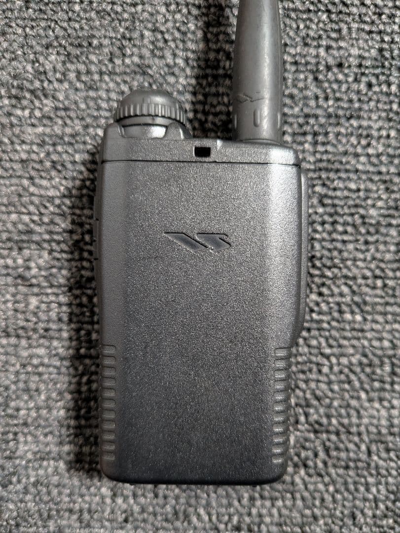 YAESU VX-3 144/430 MHz　デュアルバンドトランシーバー