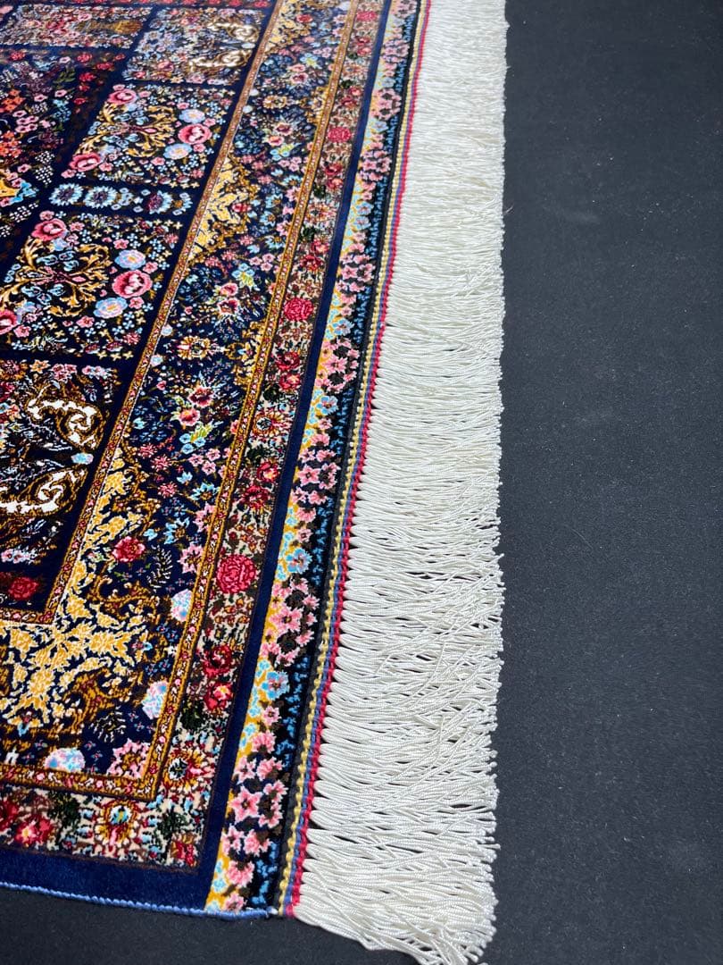 最高級 ペルシャ絨毯シルク イラン クム産 約216万ノット81×121cm