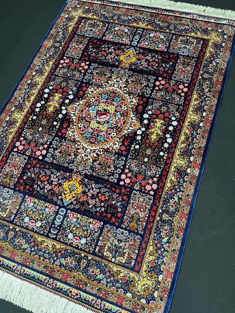 最高級 ペルシャ絨毯シルク イラン クム産 約216万ノット81×121cm