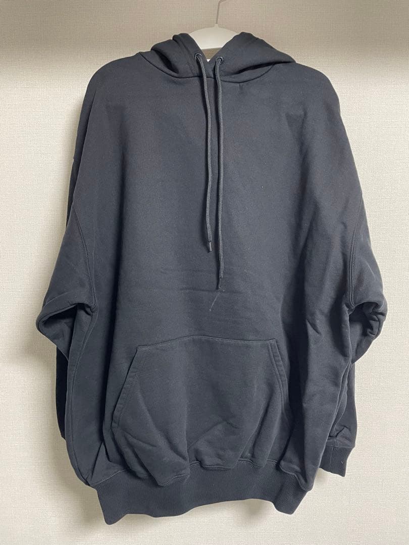 バレンシアガパーカーMブラック