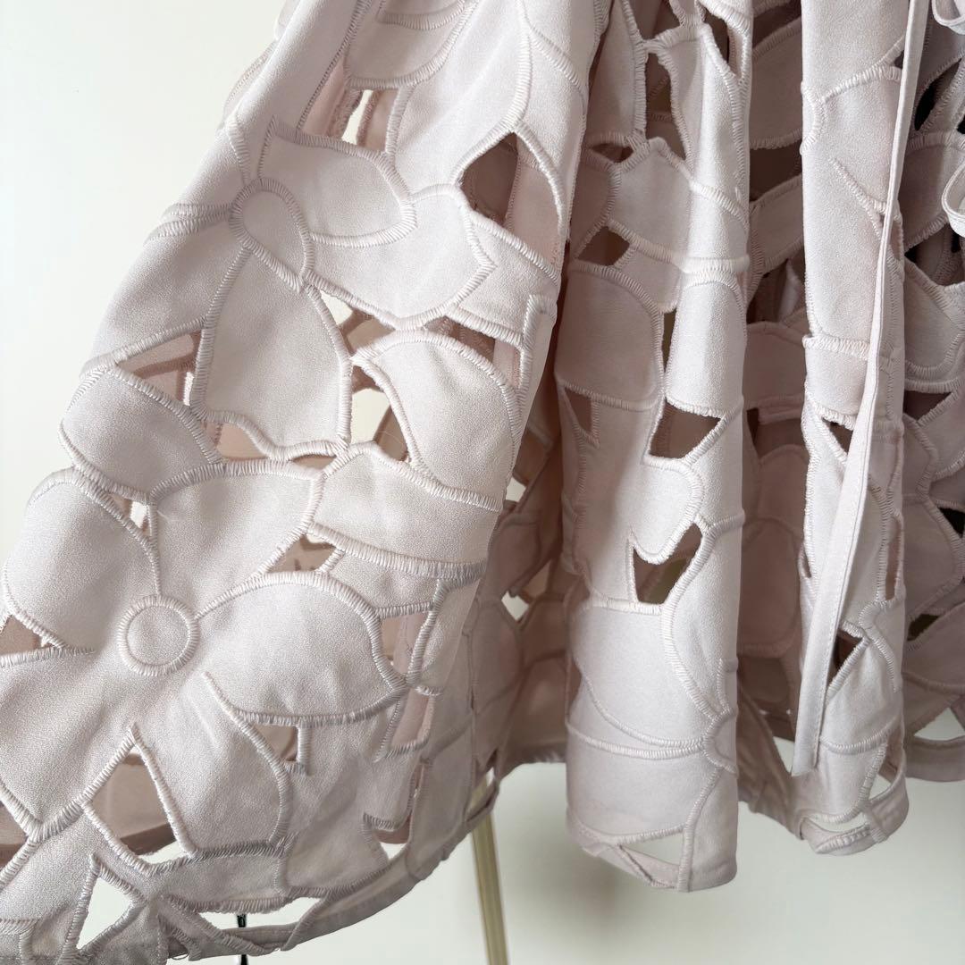 新品 カットワーク チュニック ピンクベージュ レース