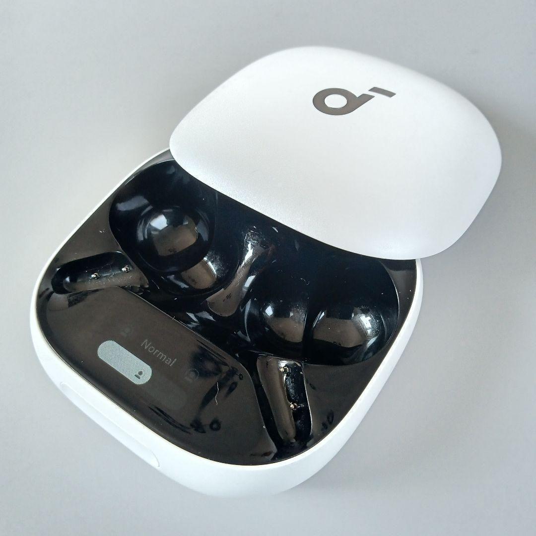 【美品】SoundCore Liberty 4 Pro バッテリー ホワイト