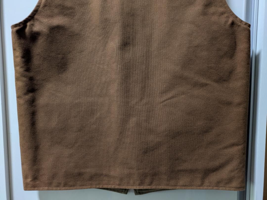 trophy clothing トロフィークロージング ベスト　ブラウン