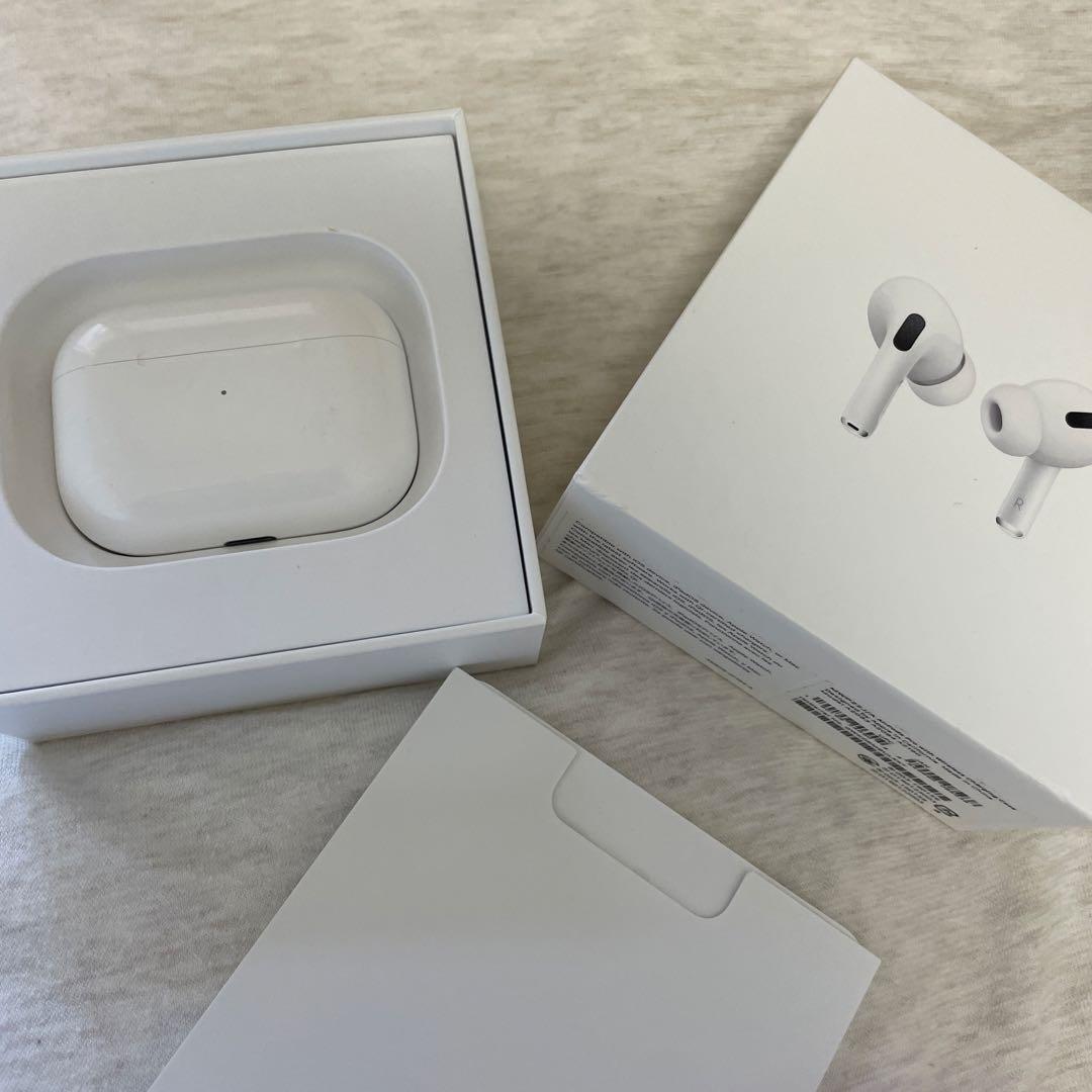 AirPods本体 充電ケース・ケーブル付き