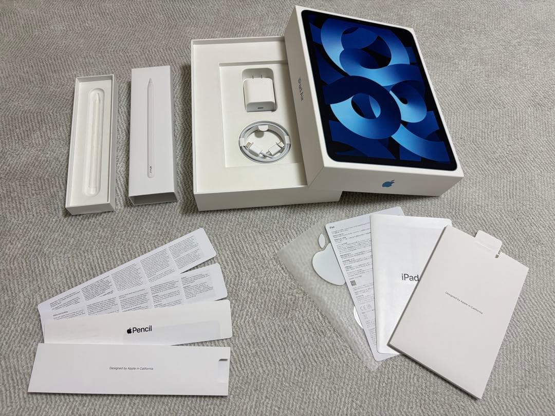 超美品！付属品多数！iPad Air 第5世代 WiFiモデル ブルー