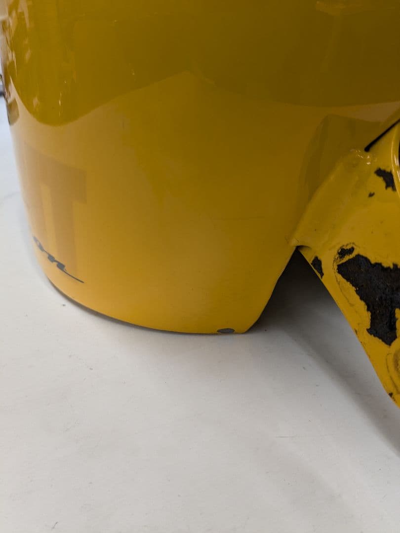 ハーレーXL スポーツスター系タンク　 Forty-Eight タンク イエロー