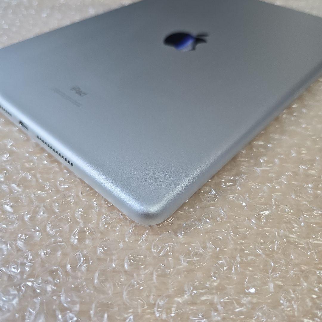 お*ー様 iPad 7◼️第7世代◼️Wi-Fi版◼️新品バッテリー◼️MF3N