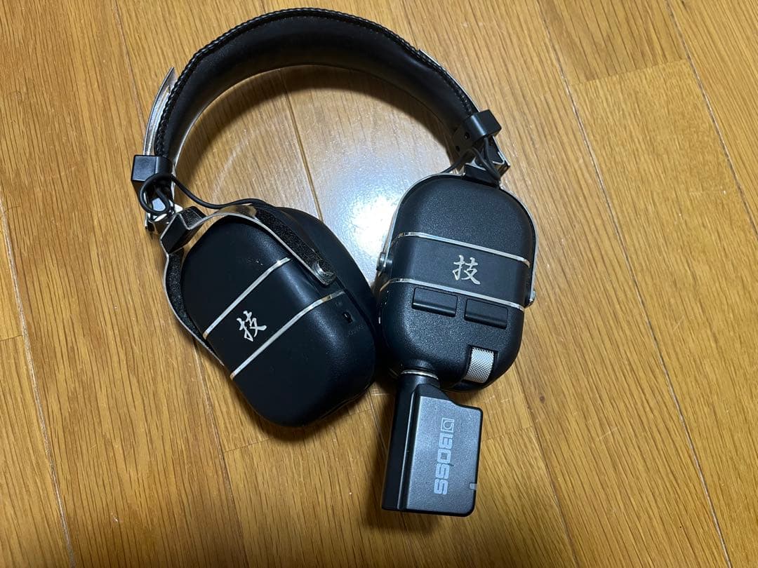 BOSS ワイヤレスヘッドホン 技AIR
