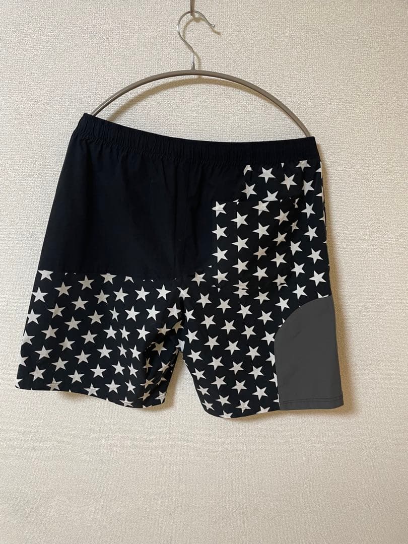 Bristol 星柄ショートパンツ Lサイズ