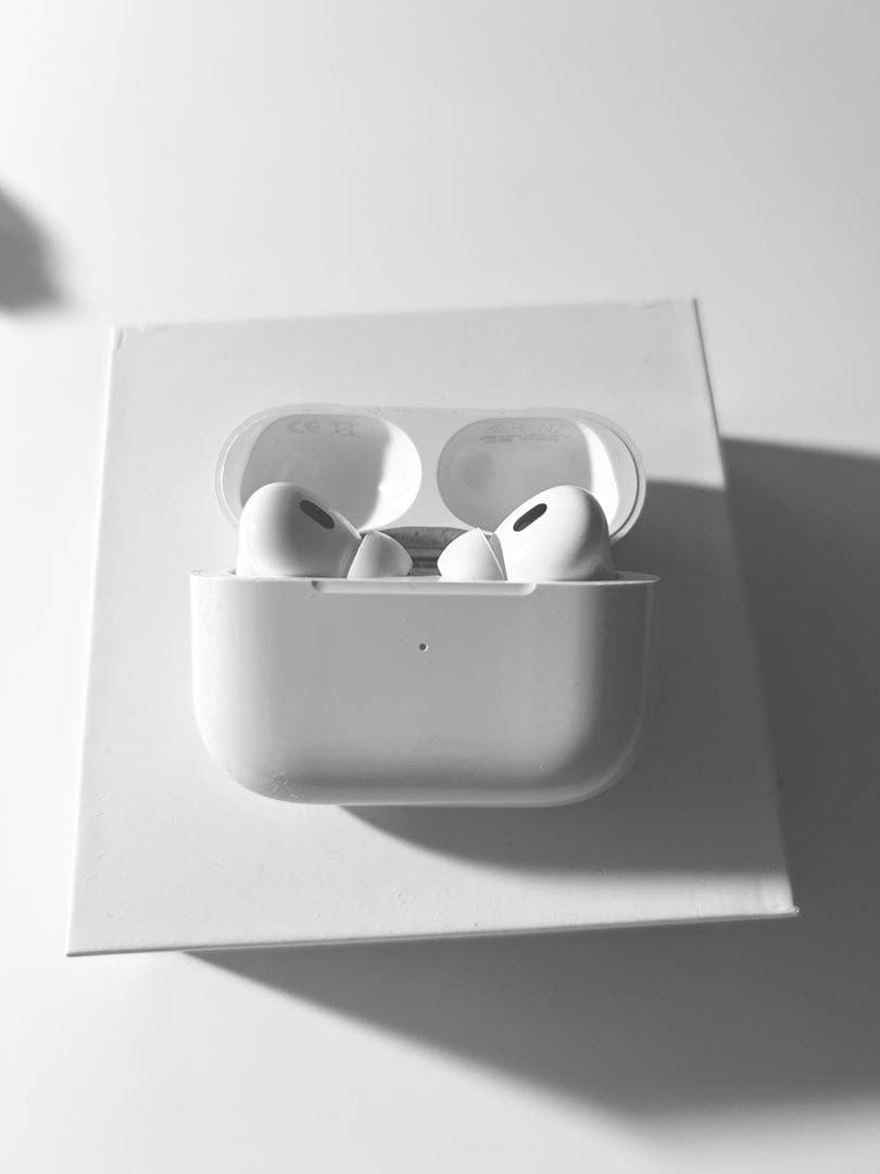 AirPods2本体 ホワイト 充電ケース付き