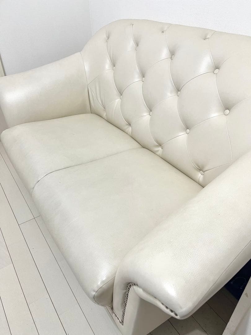 オフホワイトレザー ソファー