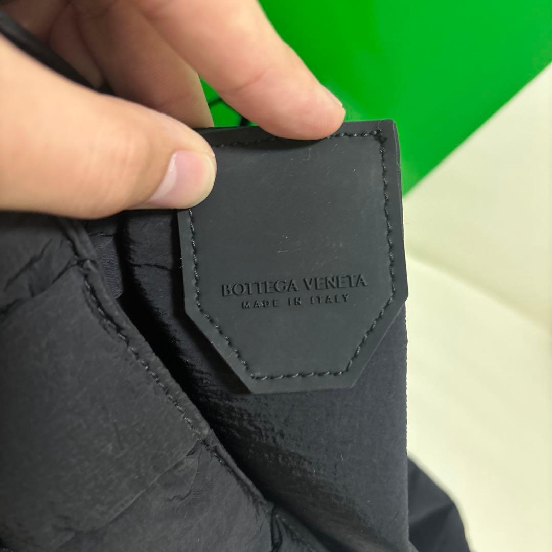 BOTTEGA VENETA （ボッテガ）カセットナイロンショルダーバッグ