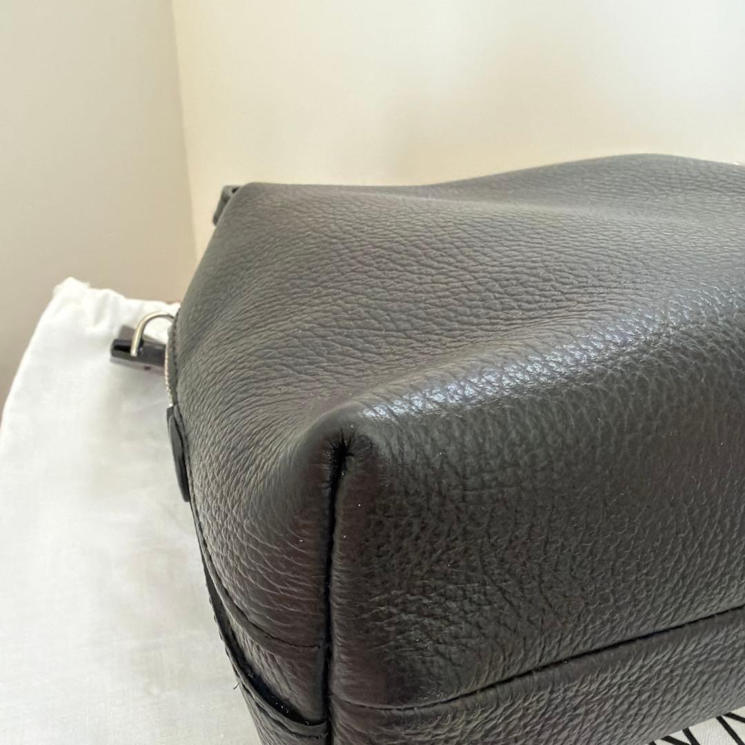 【美品】GIANNI CHIARINI アリファ M 黒 公式価格39,600円