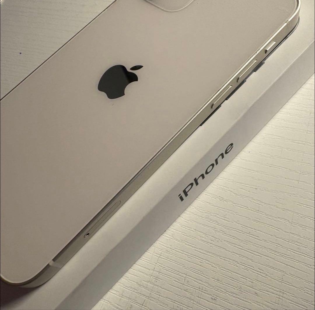 iPhone12 128GB ホワイト SIMフリー 極美品