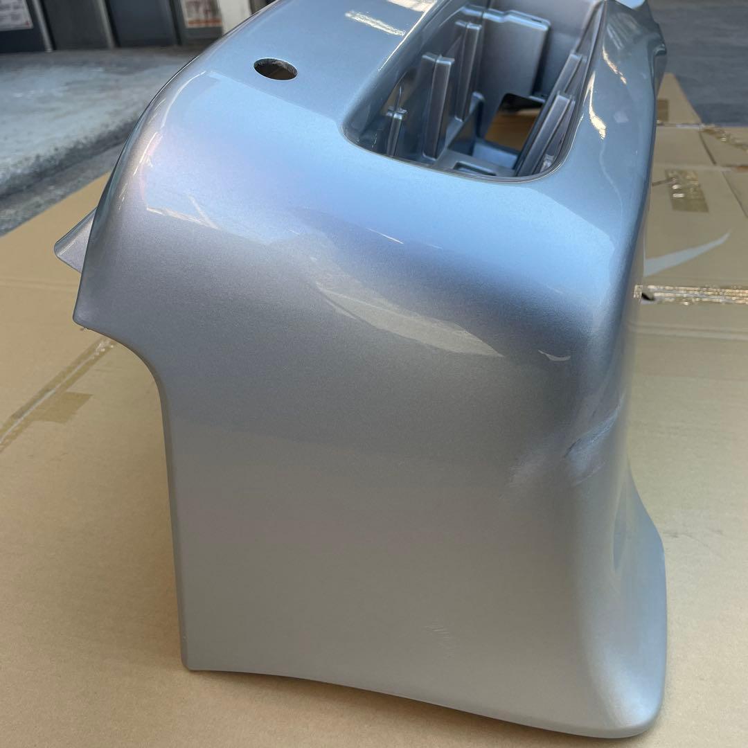 三菱　U69V ミニキャブ　EV リアバンパー