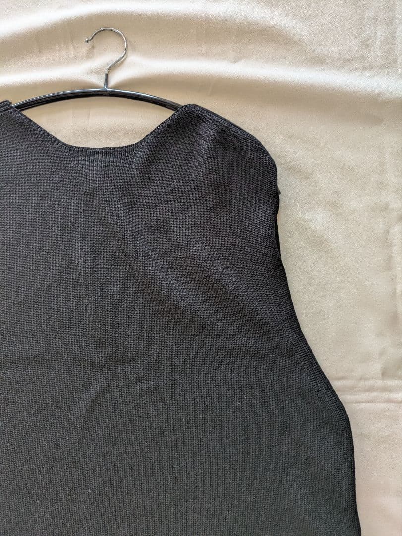 2025ss かぐれ　ドライコットンニットベスト　ブラック