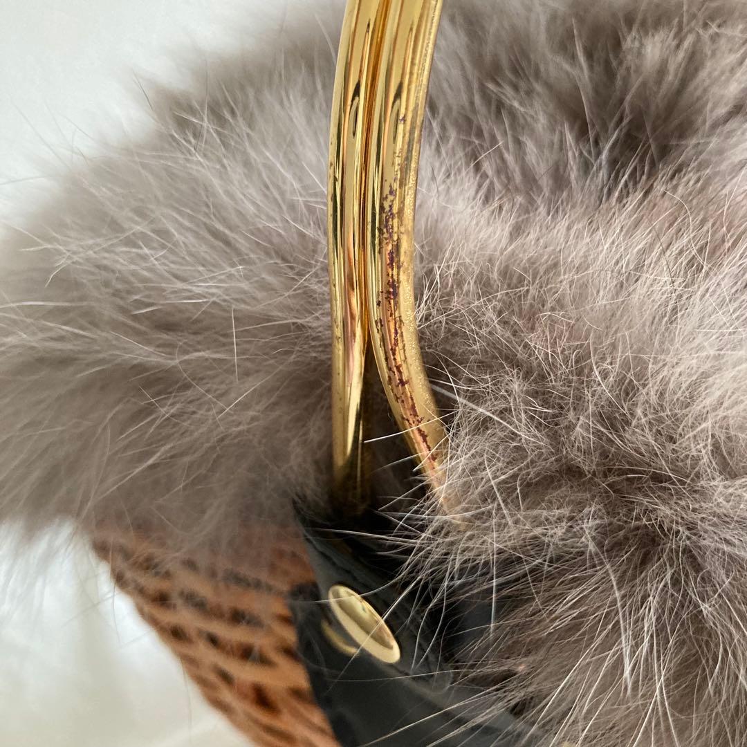 ヴィオラドーロ　ファー付きラタンカゴバッグ　フォックスファー