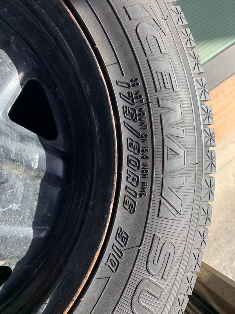 good year スタッドレスタイヤ 175/80R16