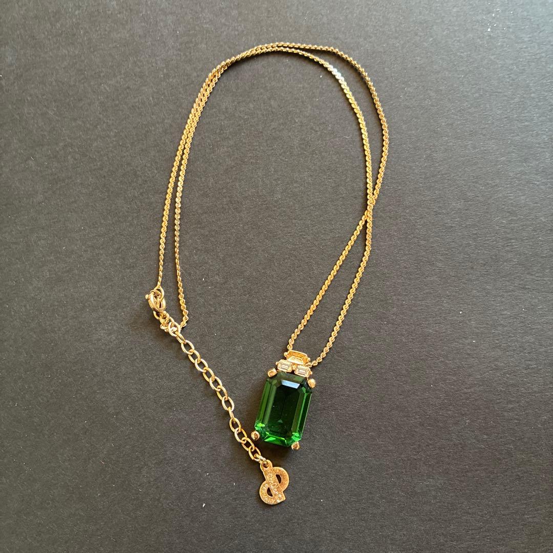 Dior エメラルドカット ネックレス ※石取れ有り