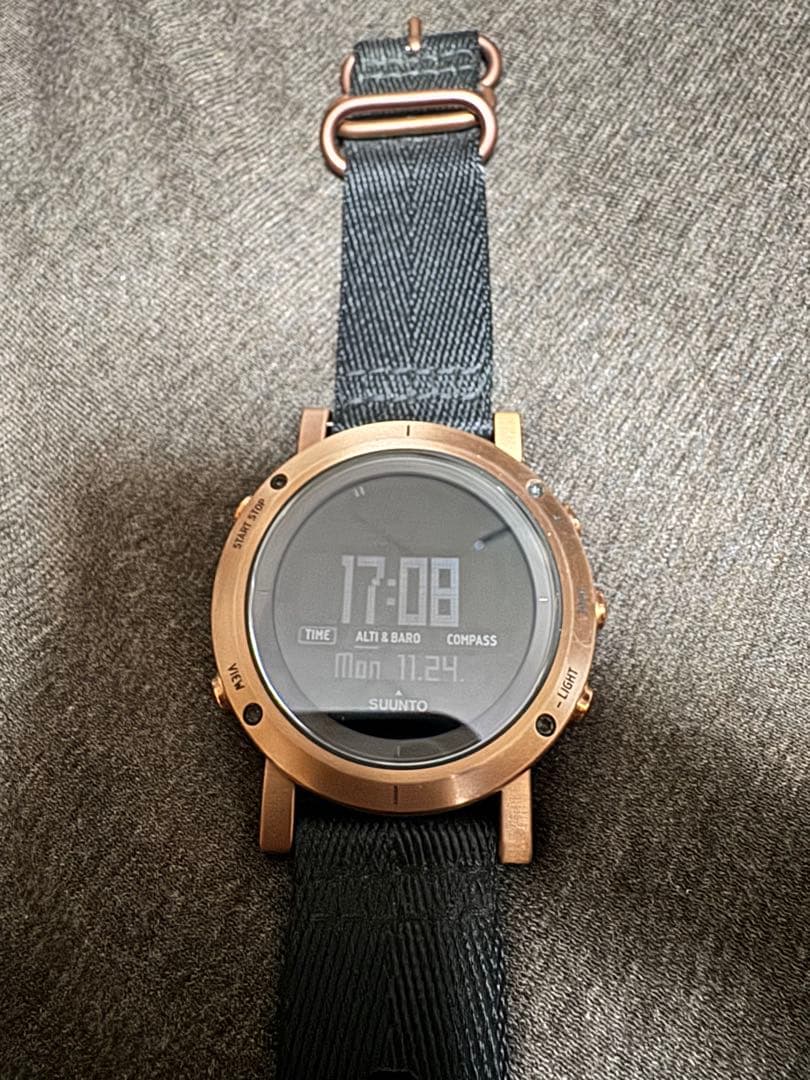 時計 Suunto ESSENTIAL COPPER