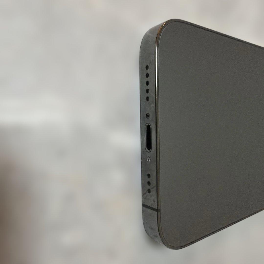Apple iPhone 12 Pro グラファイト　256GB